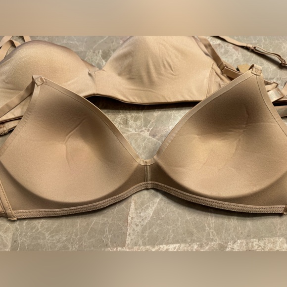 SKIMS WIRELESS FORM T-SHIRT DEMI BRA - Picture 11 of 11